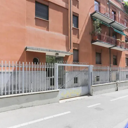 The Rent - With Balcony In Amendola 公寓 *